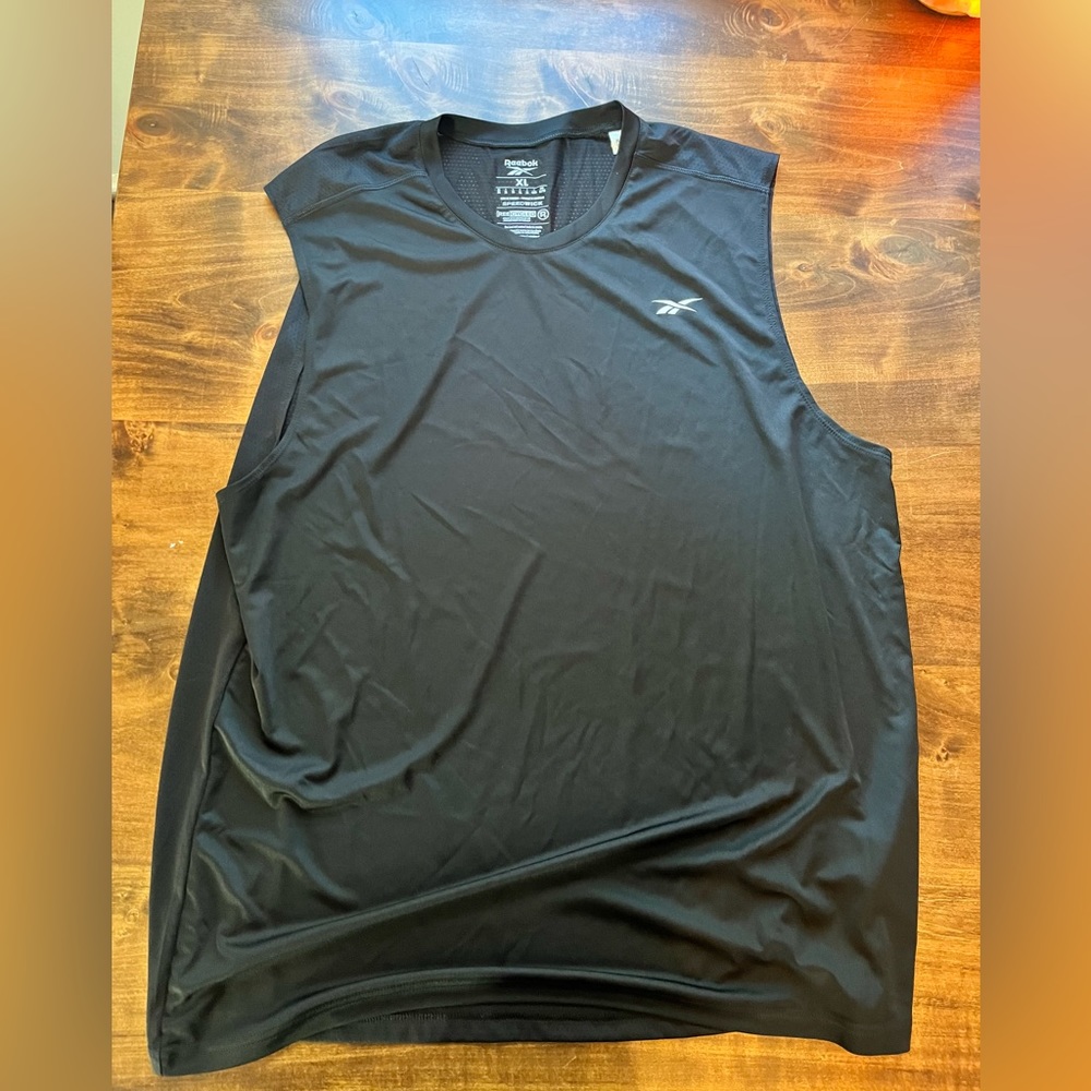 Reebok Mens XL Athletic Tank top
